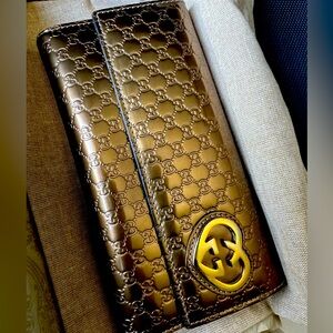 Gucci wallet